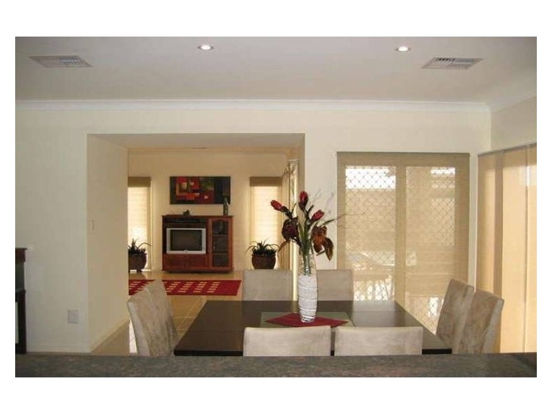 North Lakes QLD 4509