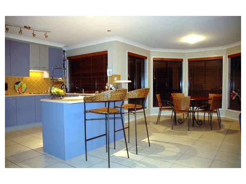 10 Taun Court, Albany Creek QLD 4035