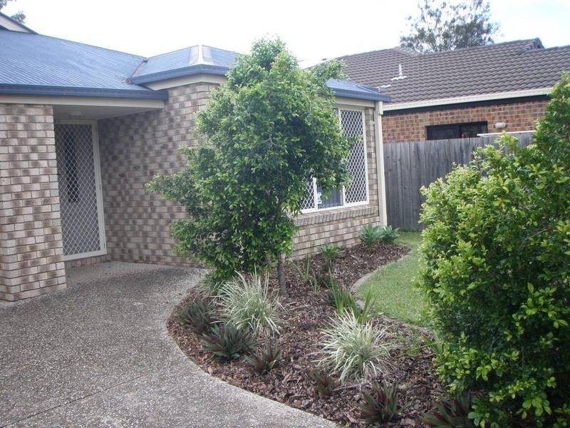 15 Grevillea Place, Bridgeman Downs QLD 4035