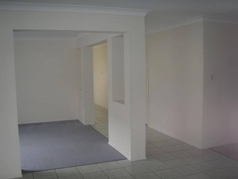 15 Grevillea Place, Bridgeman Downs QLD 4035