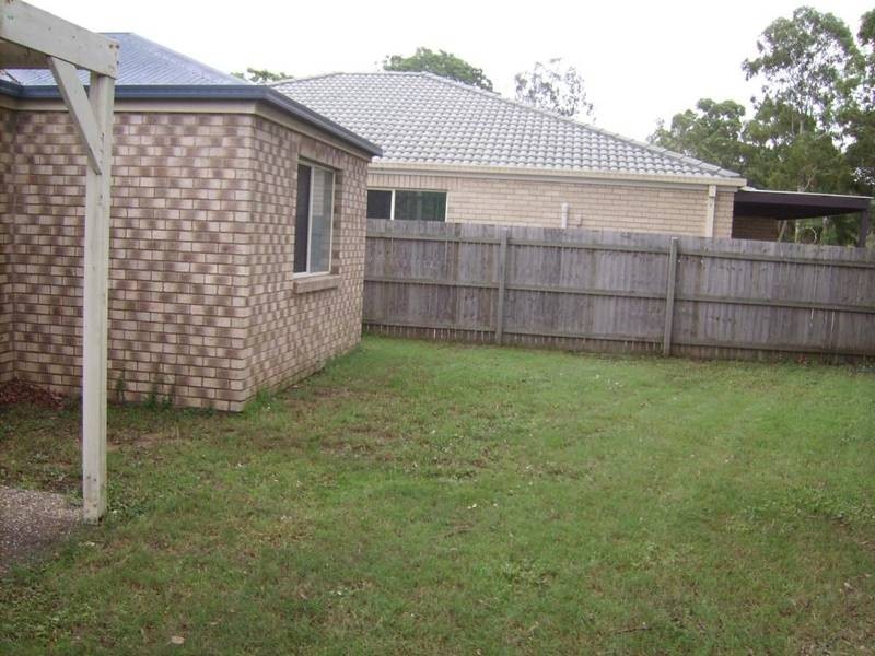 15 Grevillea Place, Bridgeman Downs QLD 4035