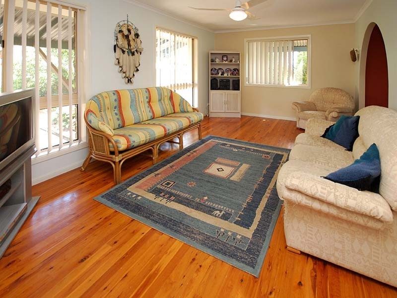 18 Kingfisher Street, Albany Creek QLD 4035