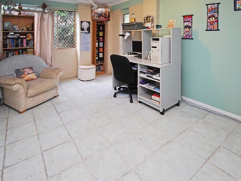 18 Kingfisher Street, Albany Creek QLD 4035