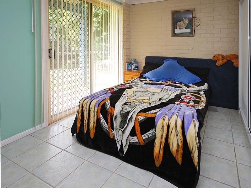 18 Kingfisher Street, Albany Creek QLD 4035