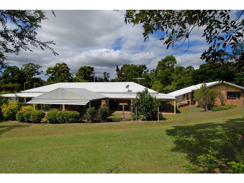 2 Beech Drive, Cashmere QLD 4500