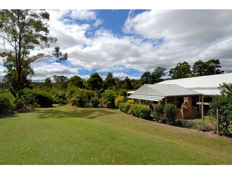 2 Beech Drive, Cashmere QLD 4500