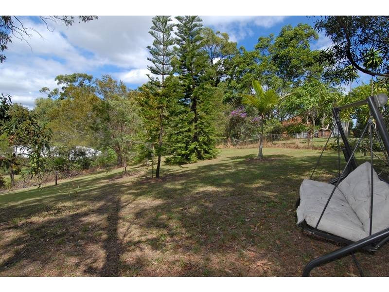 2 Beech Drive, Cashmere QLD 4500