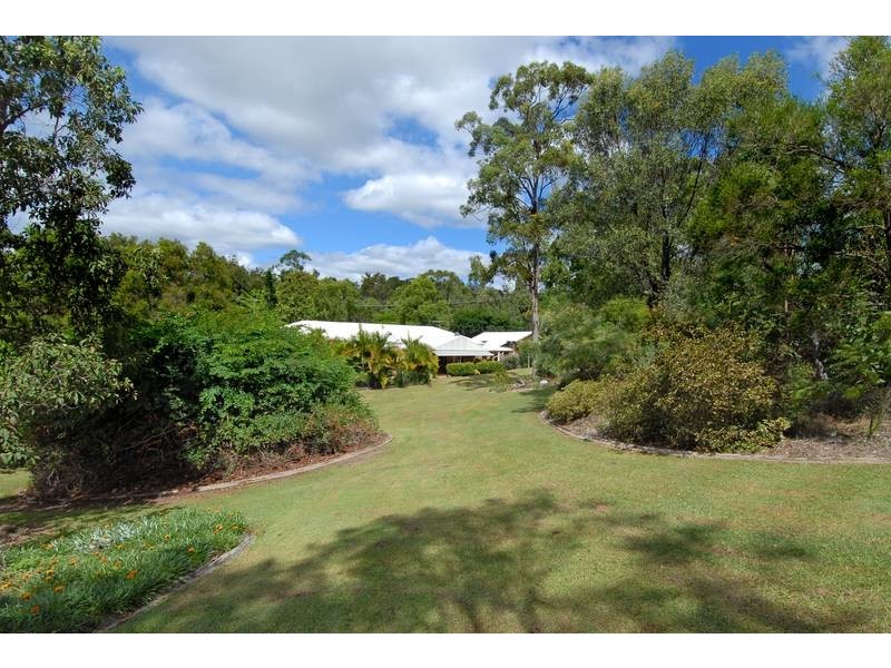 2 Beech Drive, Cashmere QLD 4500