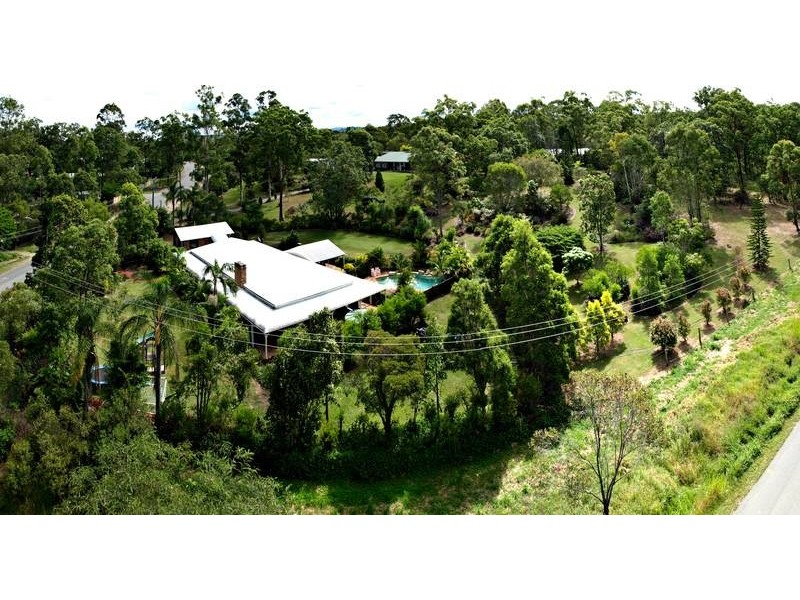 2 Beech Drive, Cashmere QLD 4500