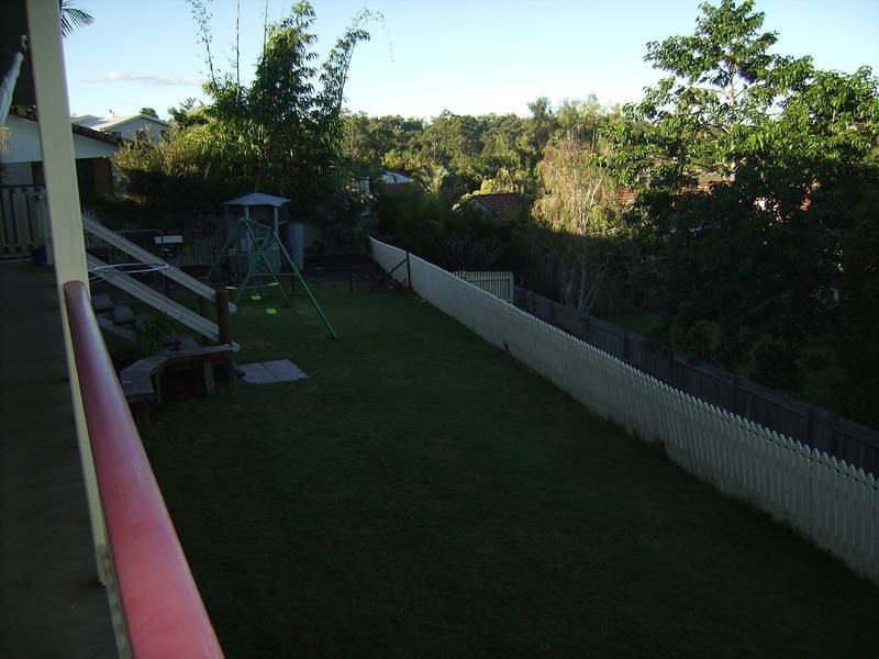 5 Bettina Street, Eatons Hill QLD 4037