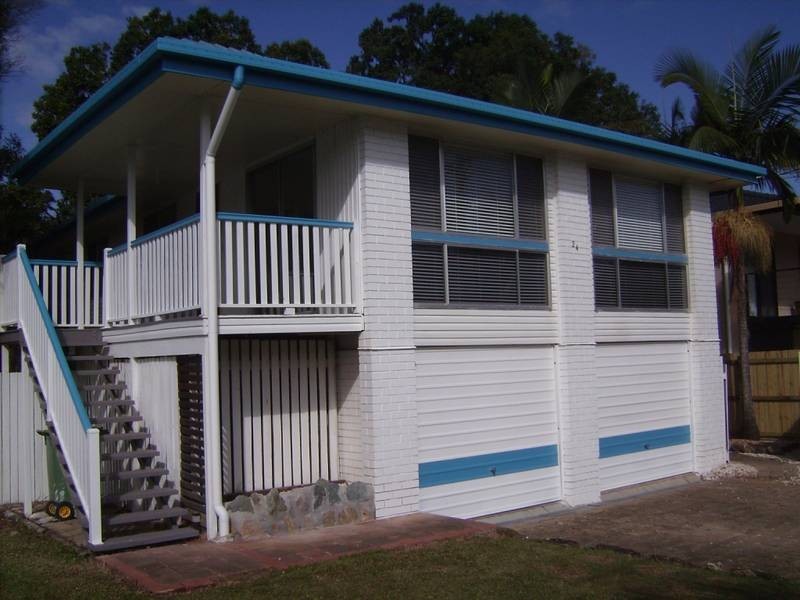 24 Folkstone Avenue, Albany Creek QLD 4035