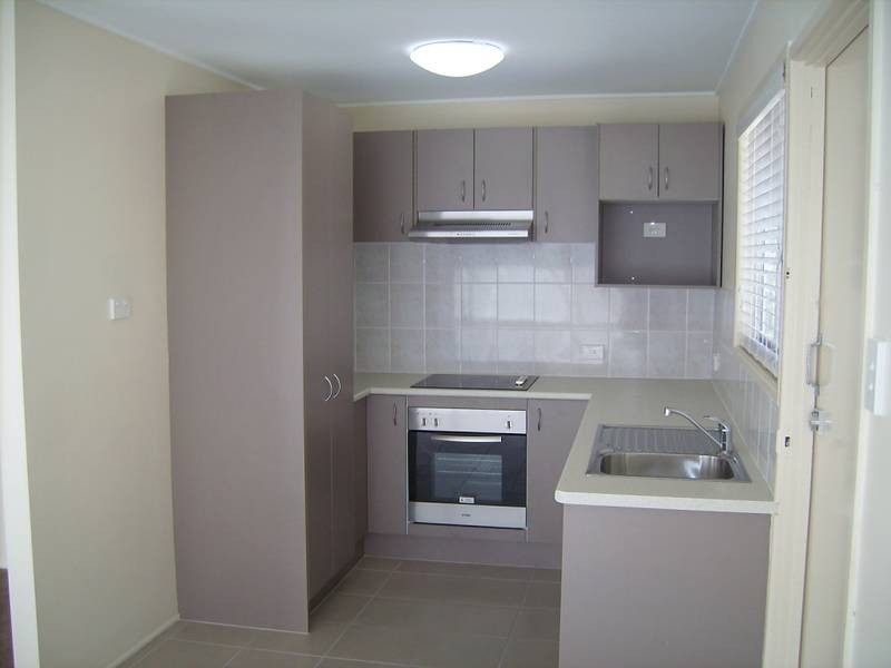 24 Folkstone Avenue, Albany Creek QLD 4035