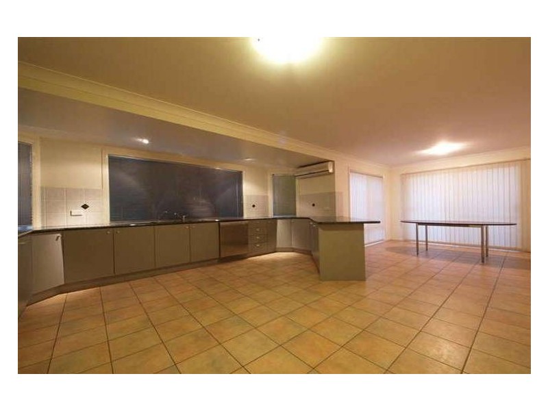 12 Diana Court, Eatons Hill QLD 4037