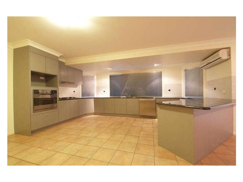 12 Diana Court, Eatons Hill QLD 4037