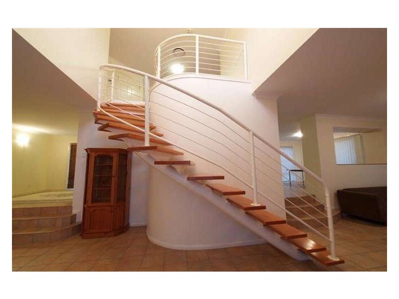 12 Diana Court, Eatons Hill QLD 4037