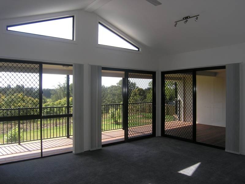 18/8 James Cash Court, Albany Creek QLD 4035