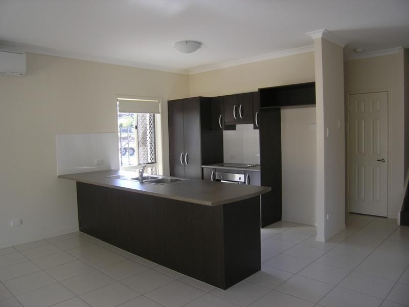 1 Melia Court, Eatons Hill QLD 4037