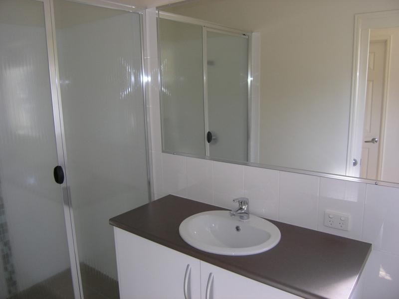 1 Melia Court, Eatons Hill QLD 4037