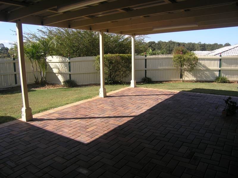 Eatons Hill QLD 4037