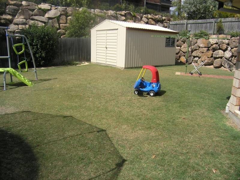 L28 Scenic Close, Albany Creek QLD 4035