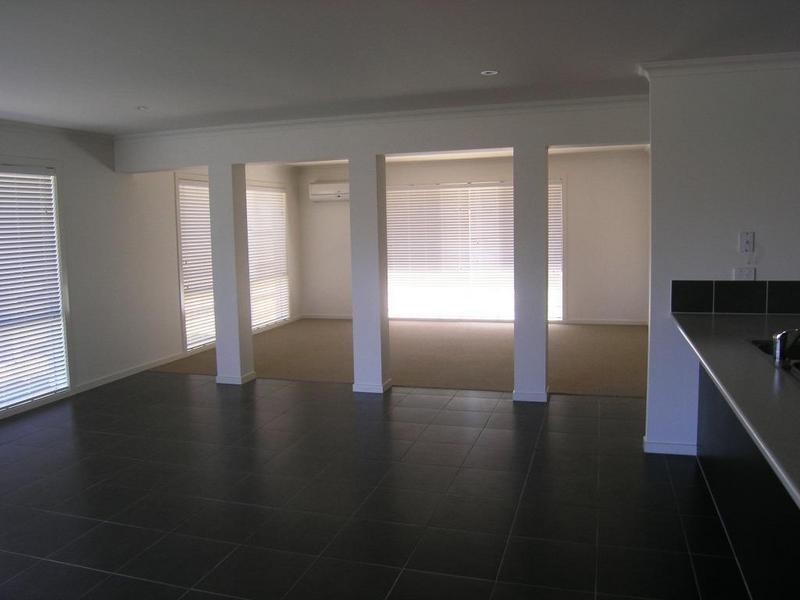 44 Jade Street, Albany Creek QLD 4035