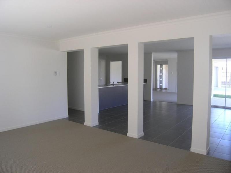 44 Jade Street, Albany Creek QLD 4035