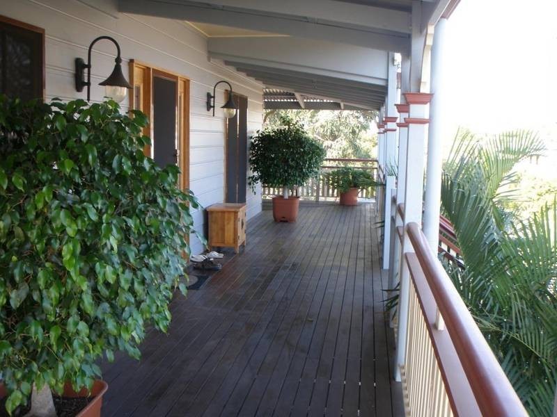 94 Saraband Drive, Eatons Hill QLD 4037