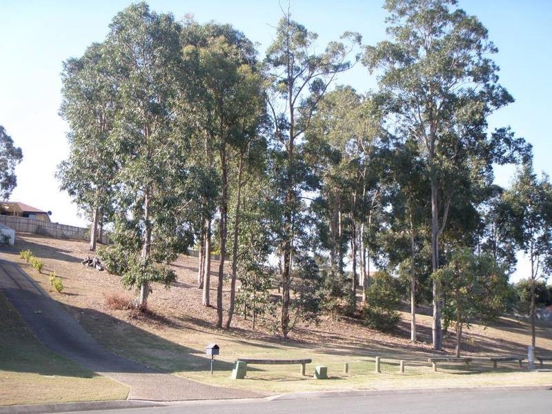 94 Saraband Drive, Eatons Hill QLD 4037