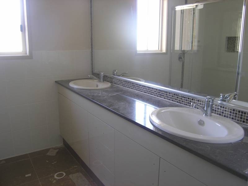 5 Charlie Close, Warner QLD 4500