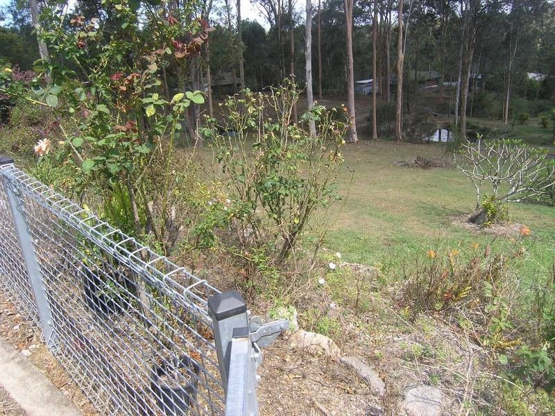 Eatons Hill QLD 4037