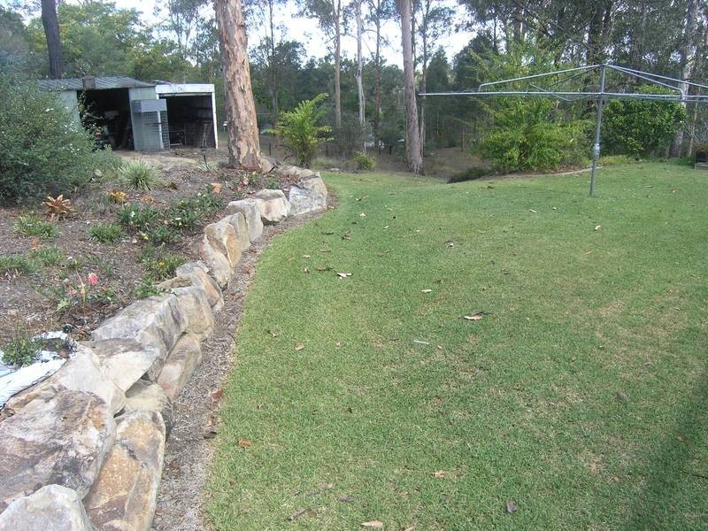 Eatons Hill QLD 4037