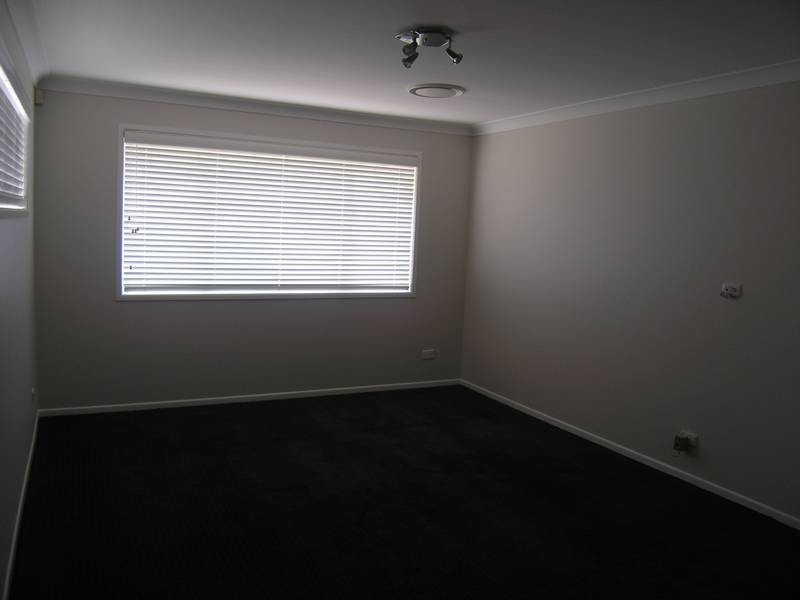 8 Jarvis Court, Joyner QLD 4500