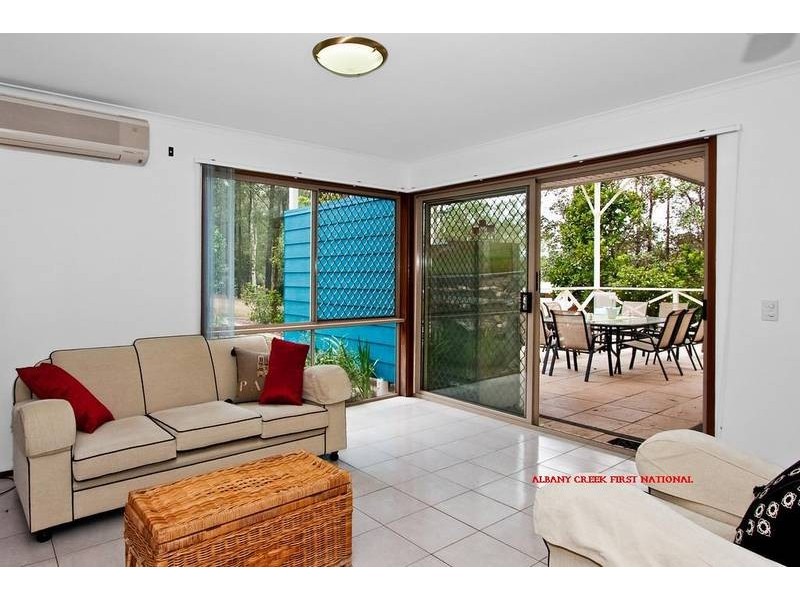 3 River Oaks Drive, Eatons Hill QLD 4037