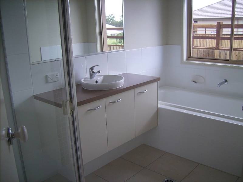 Warner QLD 4500