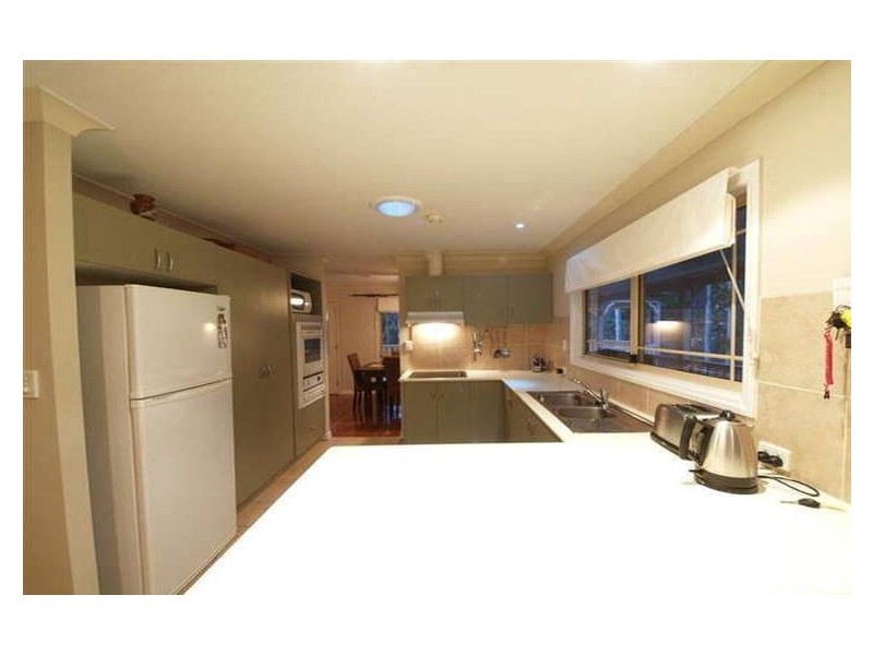 16 Harrier Place, Warner QLD 4500