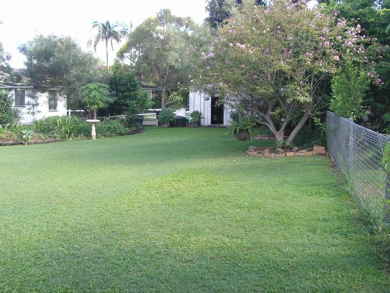 14 Basnett Street, Chermside West QLD 4032