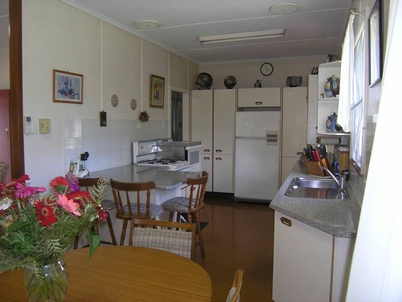 14 Basnett Street, Chermside West QLD 4032