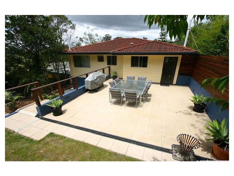 36 Cobbity Crescent, Arana Hills QLD 4054