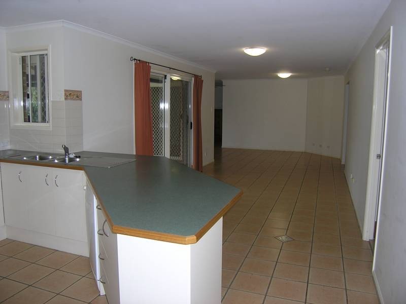 17 Saraband Drive, Eatons Hill QLD 4037