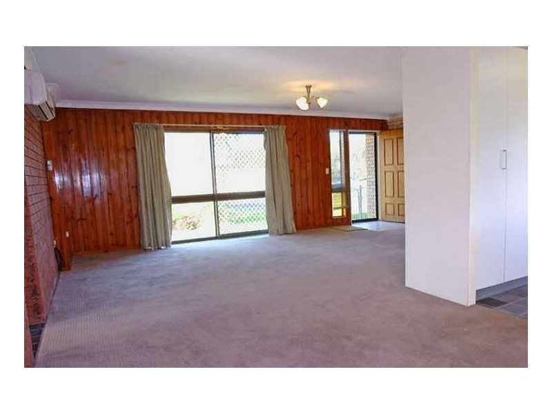 1 Carroo Court, Albany Creek QLD 4035