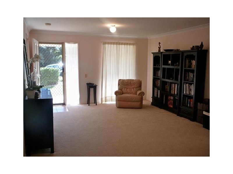 6 Sonya Court, Eatons Hill QLD 4037