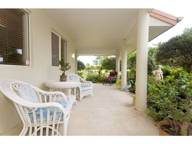 2 Ashleigh Court, Eatons Hill QLD 4037