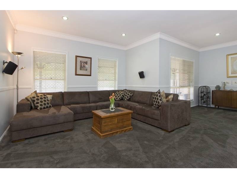 17 Forest Court, Albany Creek QLD 4035