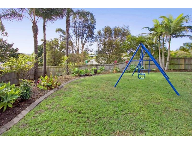 17 Forest Court, Albany Creek QLD 4035