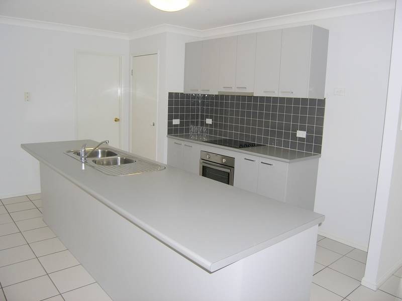 12 Hudson Court, Warner QLD 4500