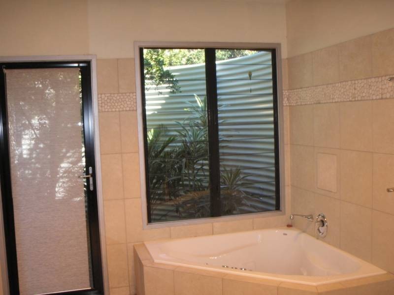 46 Silkyoak Way, Albany Creek QLD 4035