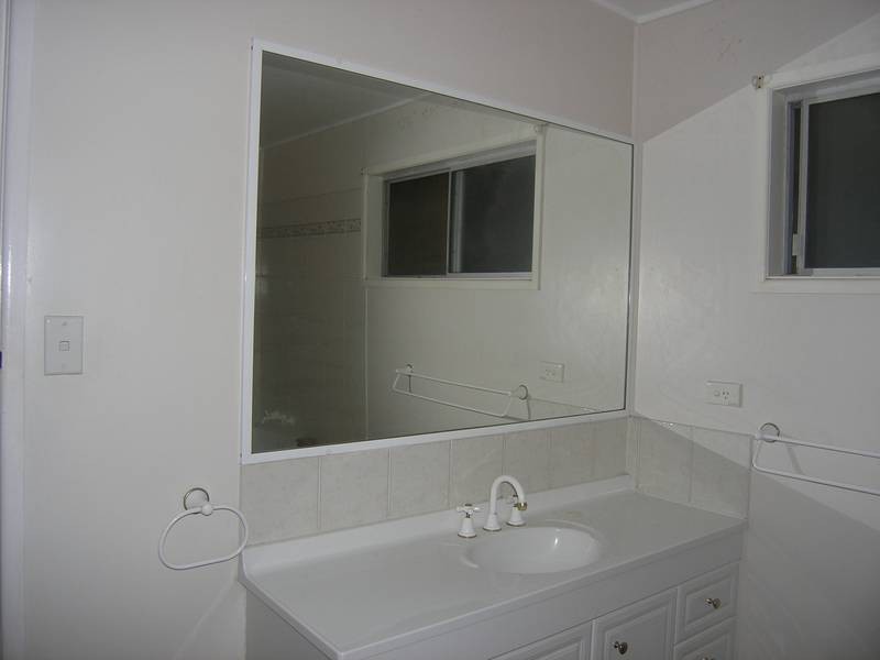 Eatons Hill QLD 4037