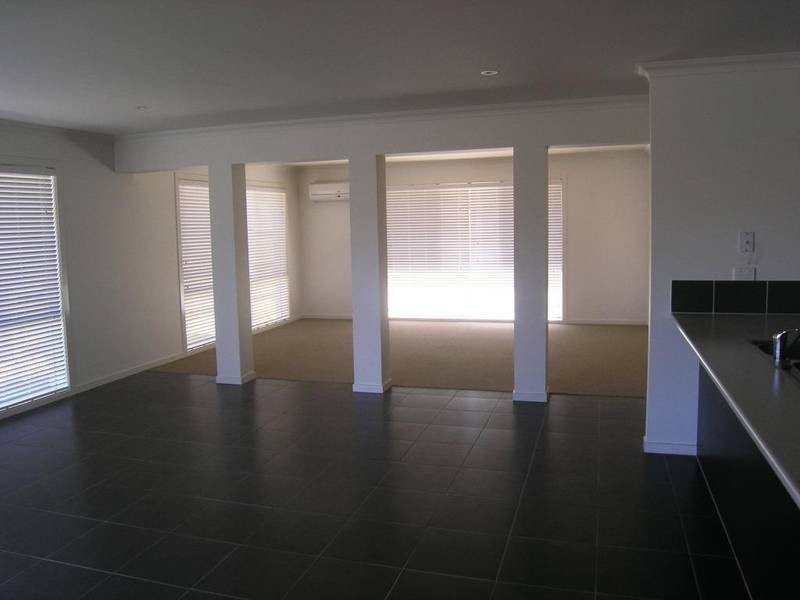 44 Jade Street, Albany Creek QLD 4035