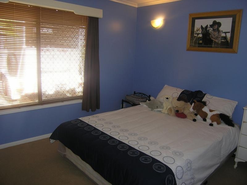 16 Doonside Parade, Brendale QLD 4500