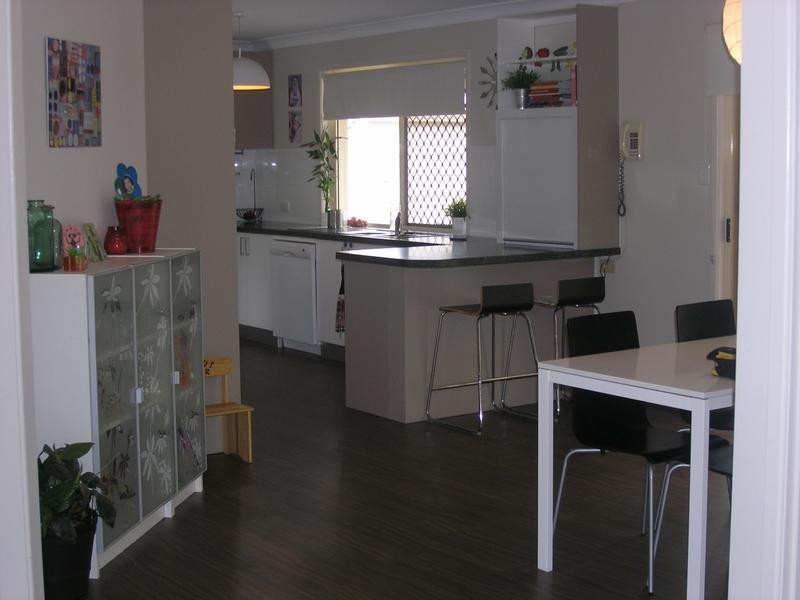 24 Whimbrel Street, Warner QLD 4500